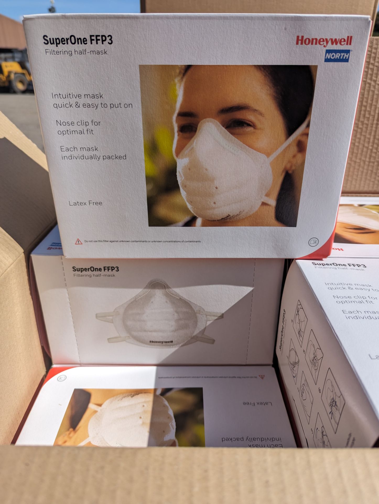 4x Boxes Honeywell SuperOne V2 ip2 FFP3 Half Mask Filter, 12 Packs of 16 Units Each Per Box