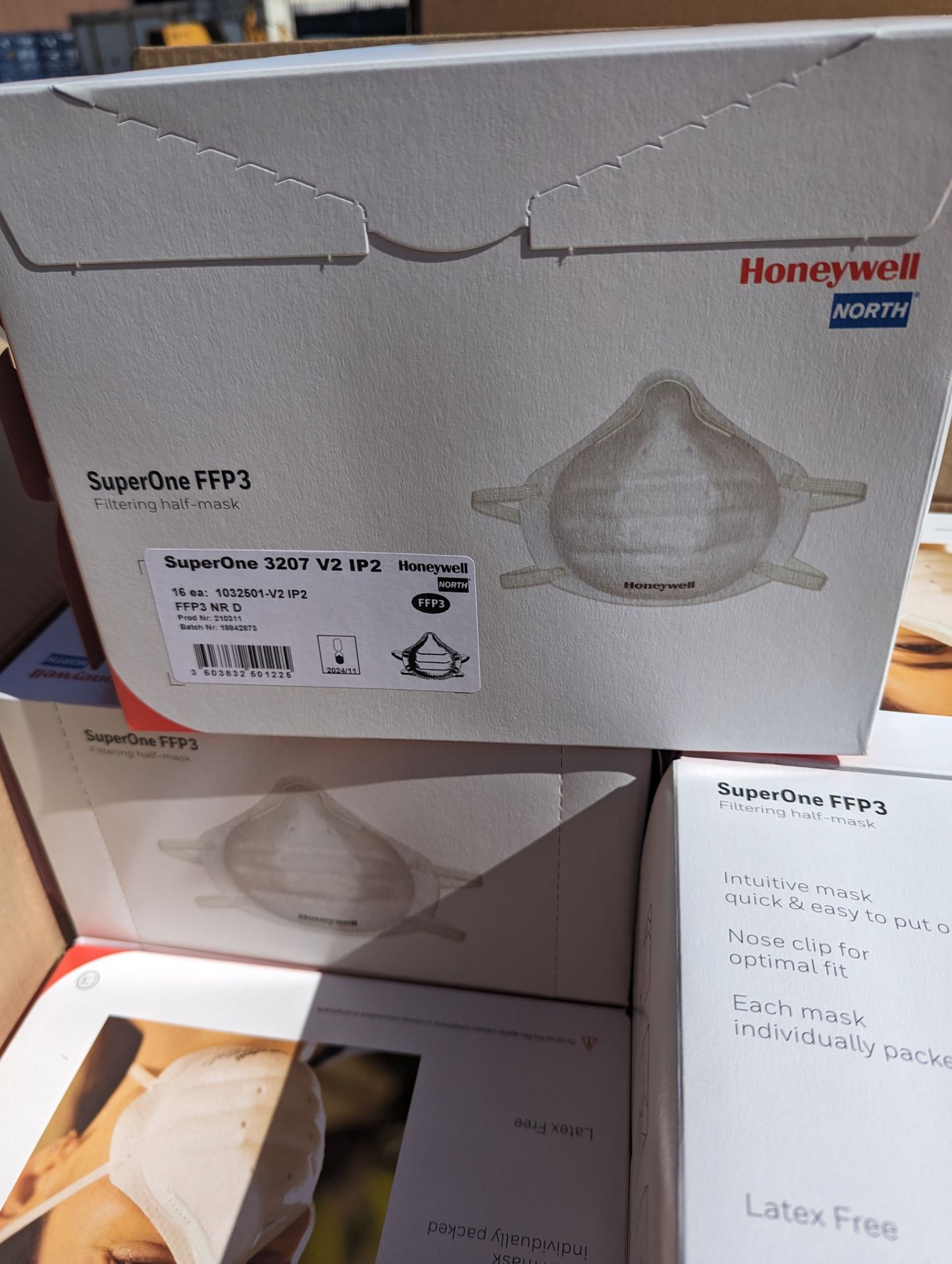 4x Boxes Honeywell SuperOne V2 ip2 FFP3 Half Mask Filter, 12 Packs of 16 Units Each Per Box - Image 4 of 6