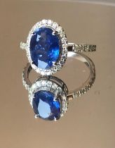Beautiful Natural Ceylon Royal Blue Sapphire W Natural Diamonds & 18k Gold