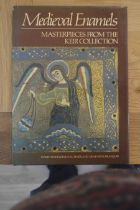 Mediaeval Enamels: Masterpieces From The Keir Collection By Marie-Madeleine Gauthier Et Al