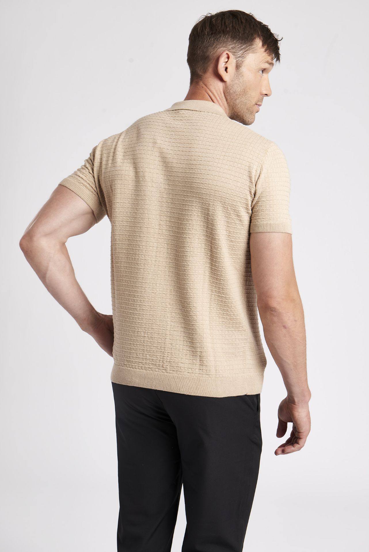 15 x Knitted Zip Polos - Image 5 of 12