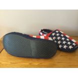 Job Lot 10 x Pairs Men's Dunlop, “USA Stars and Stripes” Memory Foam, Mule Slippers, Size L (10/1...