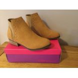 Dolcis “Wendy” Ankle Boots, Size 7, Tan - New RRP £45.00