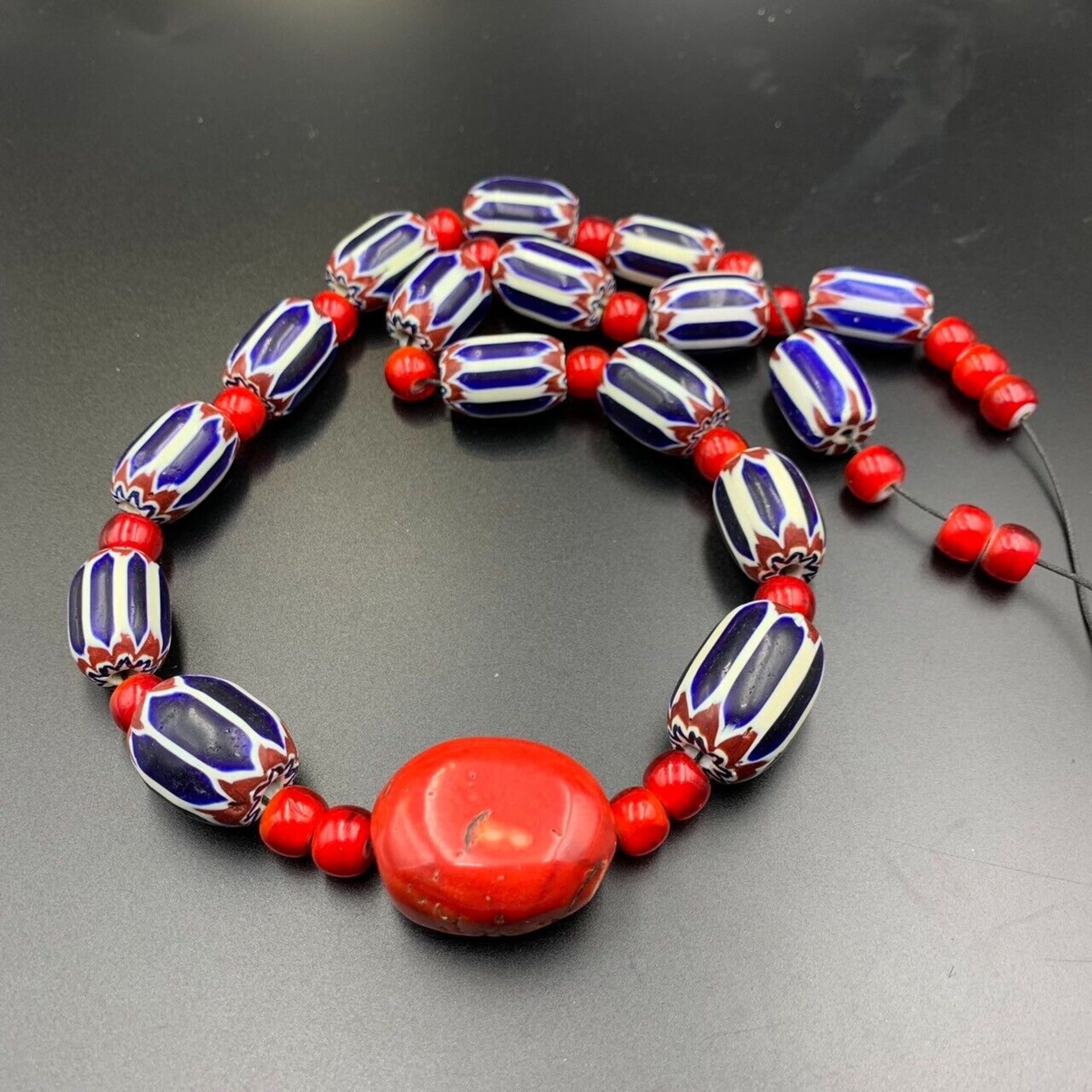 Vintage Chevron Trade Glass Beads, White Heart Beads With Big Coral Bead Strand - Image 3 of 4