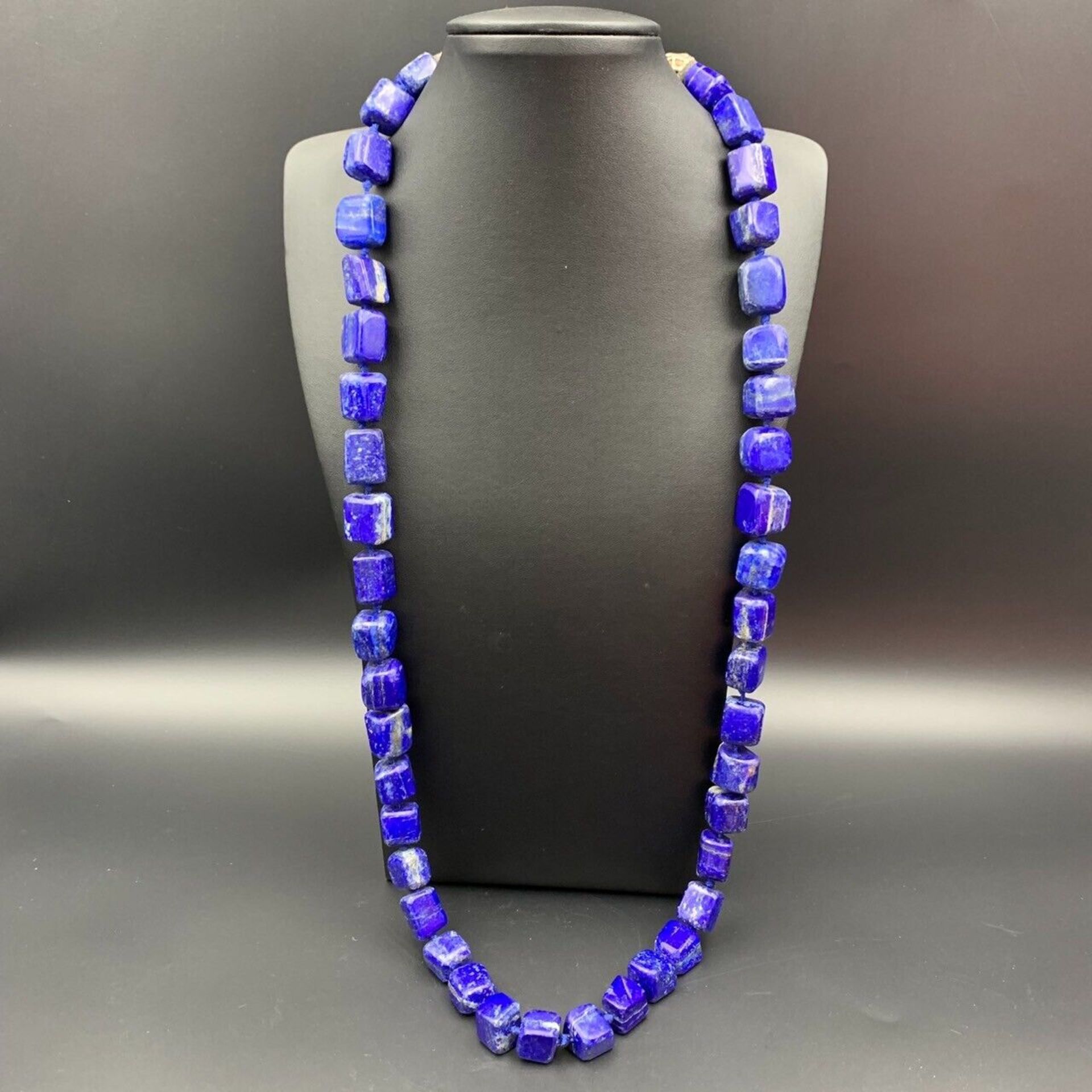 Incredible Natural Lapis Lazuli Long Cube Shape Beads Necklace - Image 3 of 6