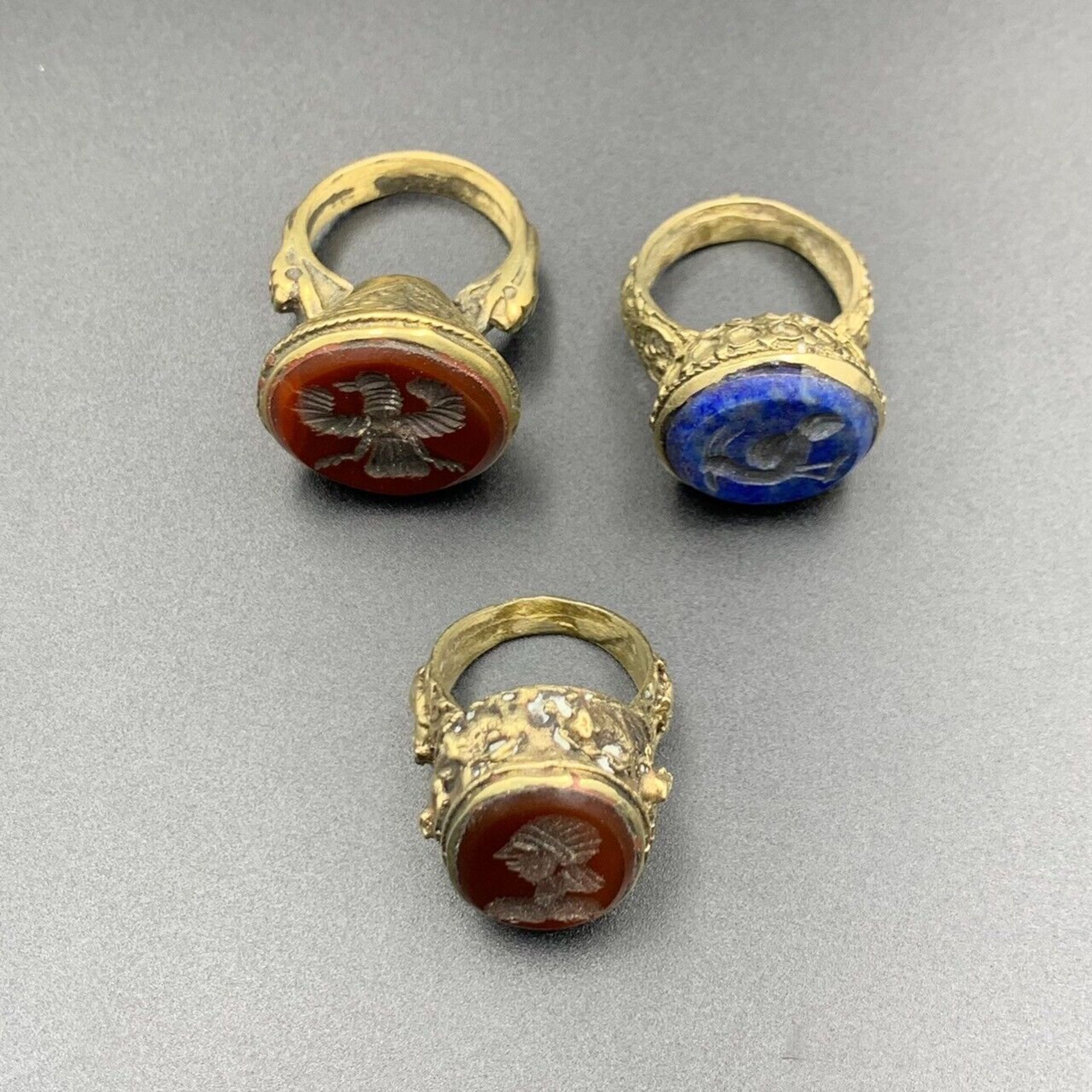 3 Piece Near Eastern Beautiful Hand Carved Carnelian & Lapis Lazul Bronze Rings - Image 2 of 8