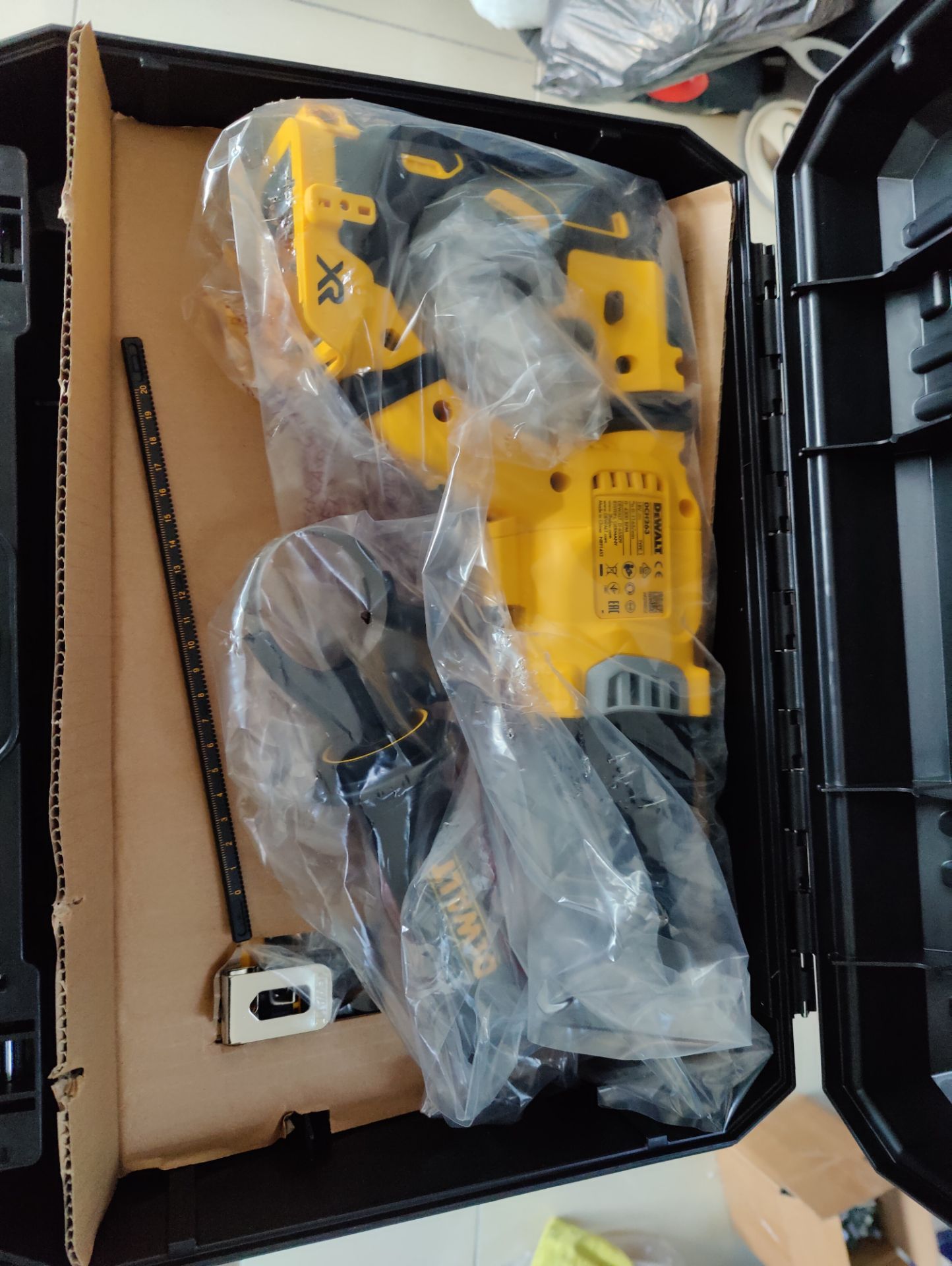 NEW & BOXED DEWALT DCK207P2T - XR BRUSHLESS COMBI SDS TWIN PACK - DCH273 SDS & DCD796 WITH 2X 5AH - Bild 7 aus 9