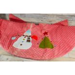 120cm 3D Quilted Fabric Christmas Tree Skirt RRP £29.99