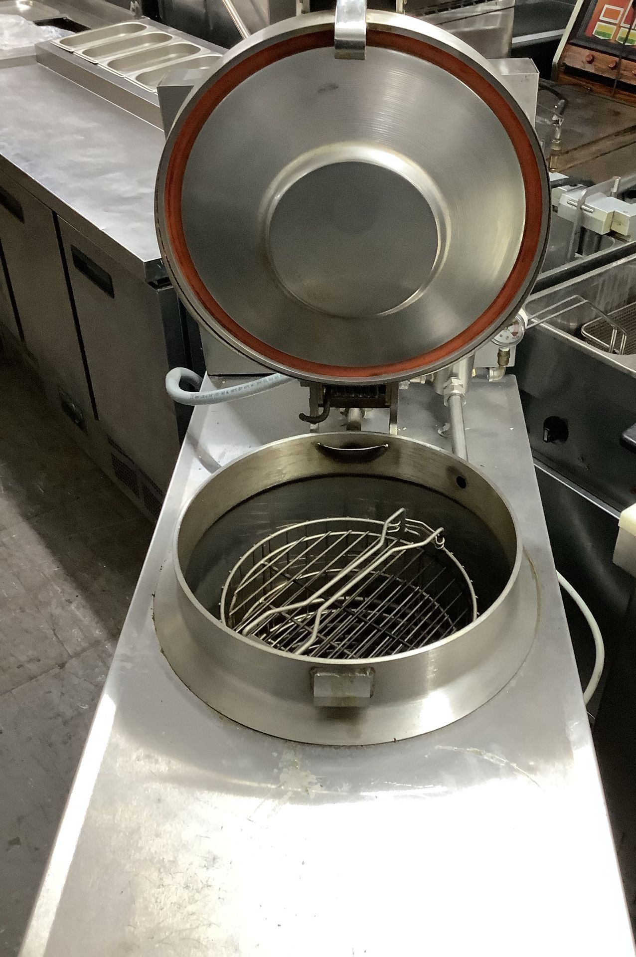BKI Chicken Pressure Fryer Electric, 3 Phase - Image 2 of 4