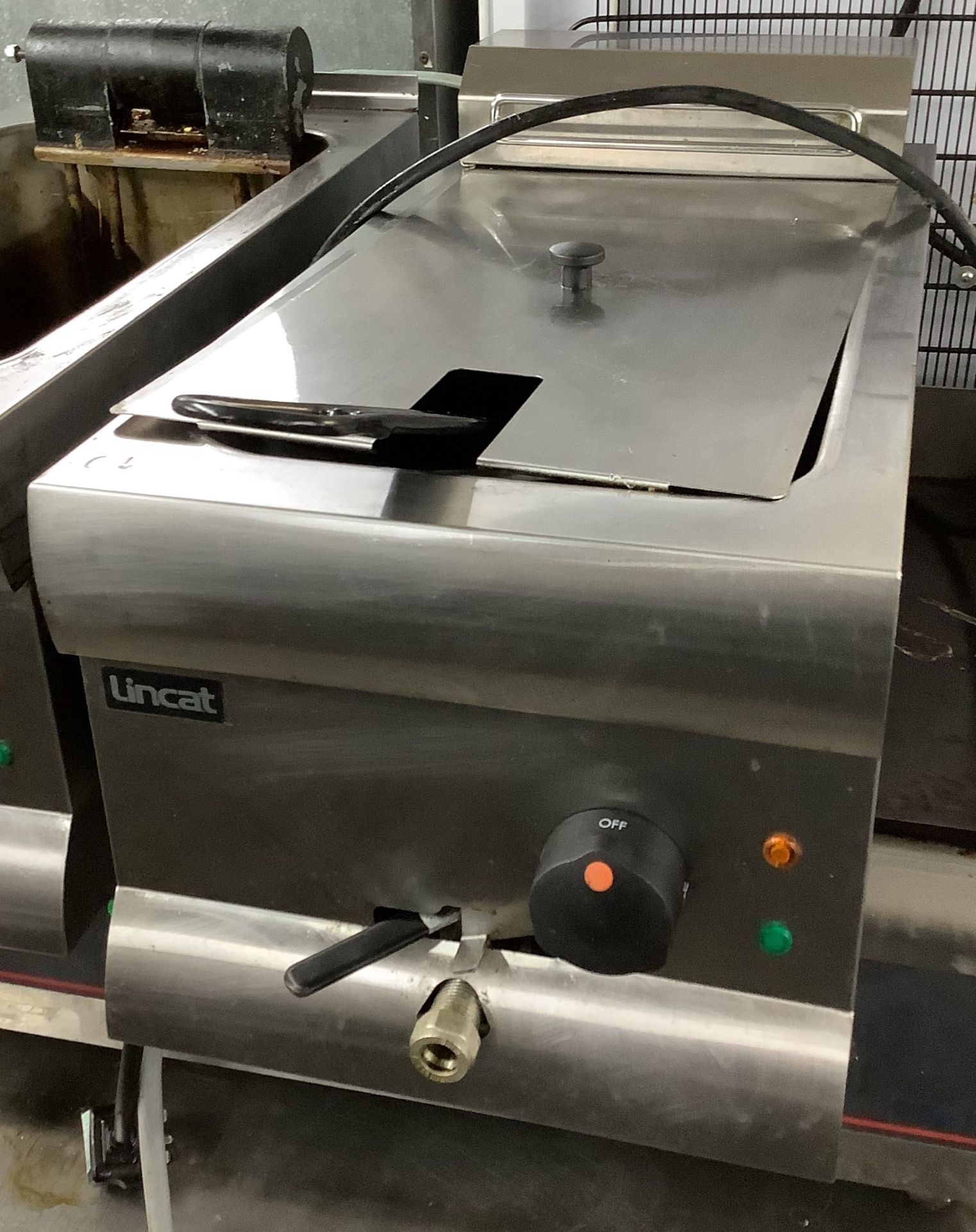 Lincat Single Table Top Electric Fryer