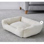 New Cuddle Fleece Luxury Cream Dog Bed