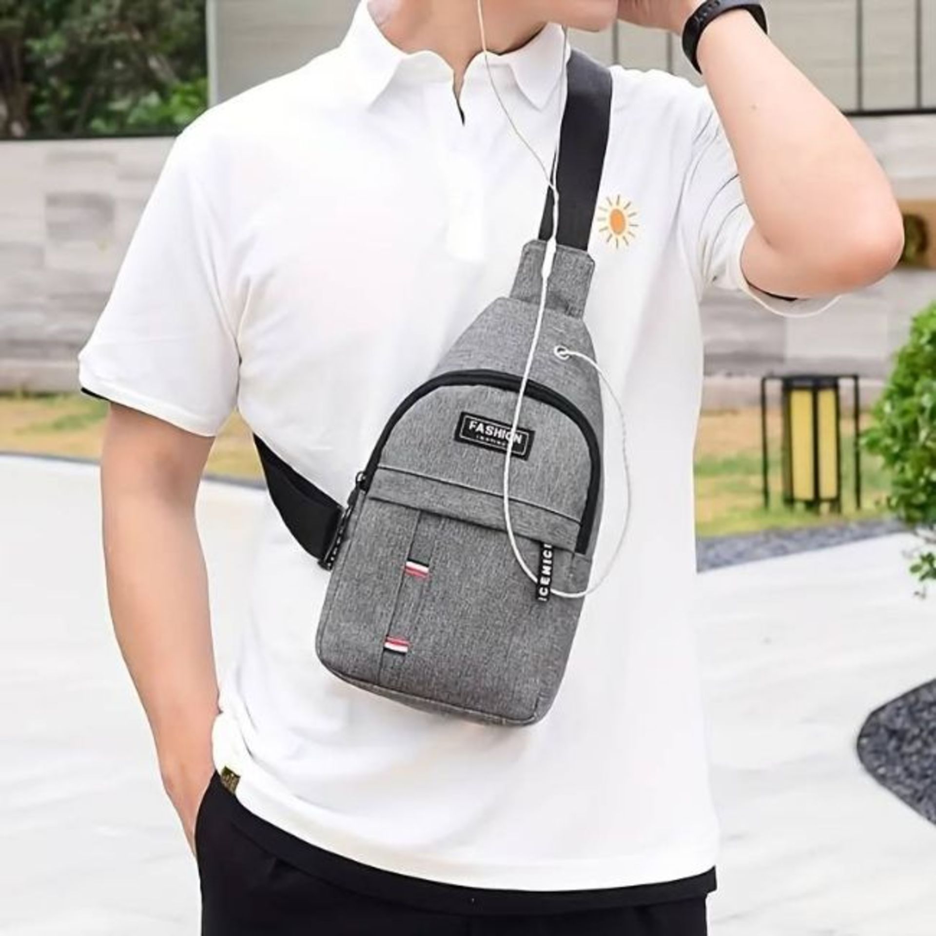 1pc New Men's Chest Bag Diagonal Bag Travel Backpack, Simple Bag, Outdoor Sports Bag For Hiking - Image 2 of 2