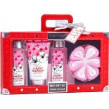 BODY & EARTH Cherry Blossom 4 Piece Gift Sets. RRP £19.99