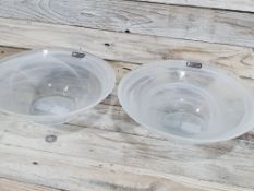 2 x Designer Maxwell & Williams Clouded Glass Bowls 26cm Rrp £48