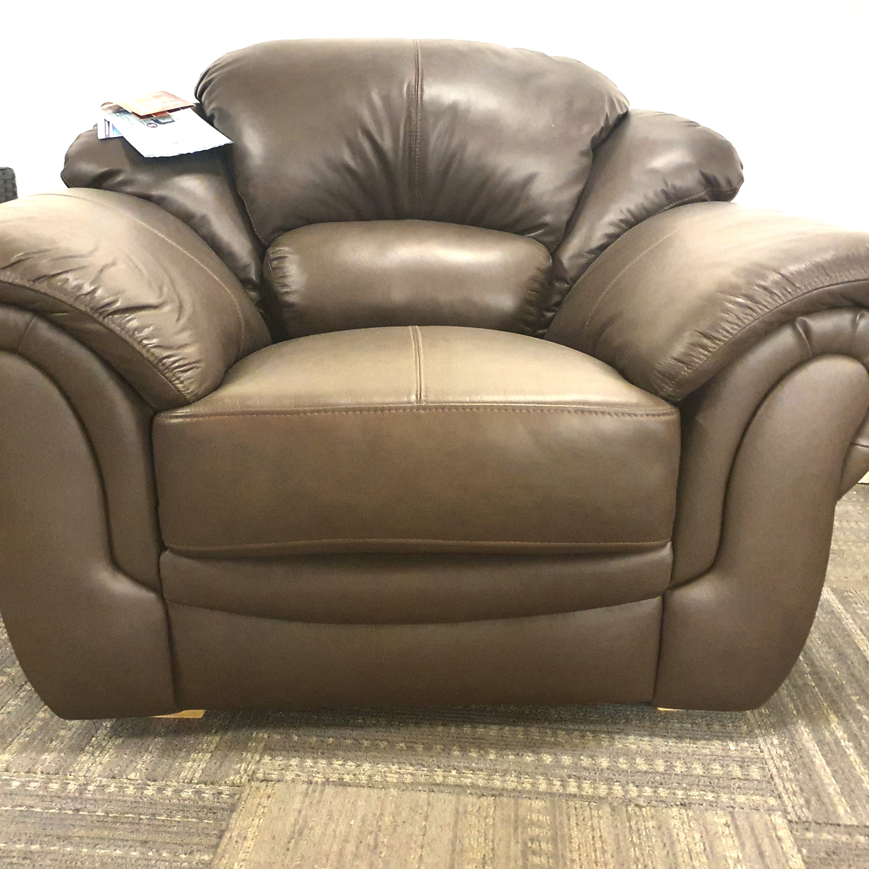 Real Brown Leather Large Quality Arm Chair. 118cm across x 86cm tall x 99cm deep. Rrp £999