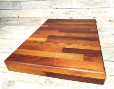 Solid Walnut Heavy Weight Professional Wooden Chopping Board 47cm x 38cm x 4cm Thick Rrp £99.