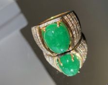 Beautiful 10.97 Carat Natural Emerald Man Ring With Natural Diamonds And 18k Gold