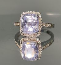 Beautiful 4.74 CT Unheated/Untreated Ceylon Blue Sapphire Diamonds & 18k Gold