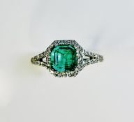 Beautiful 1.64 CT Natural Emerald Ring With Natural Diamonds & Platinum 950