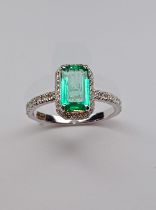 Beautiful Natural Emerald With Natural Diamonds & 18kGold