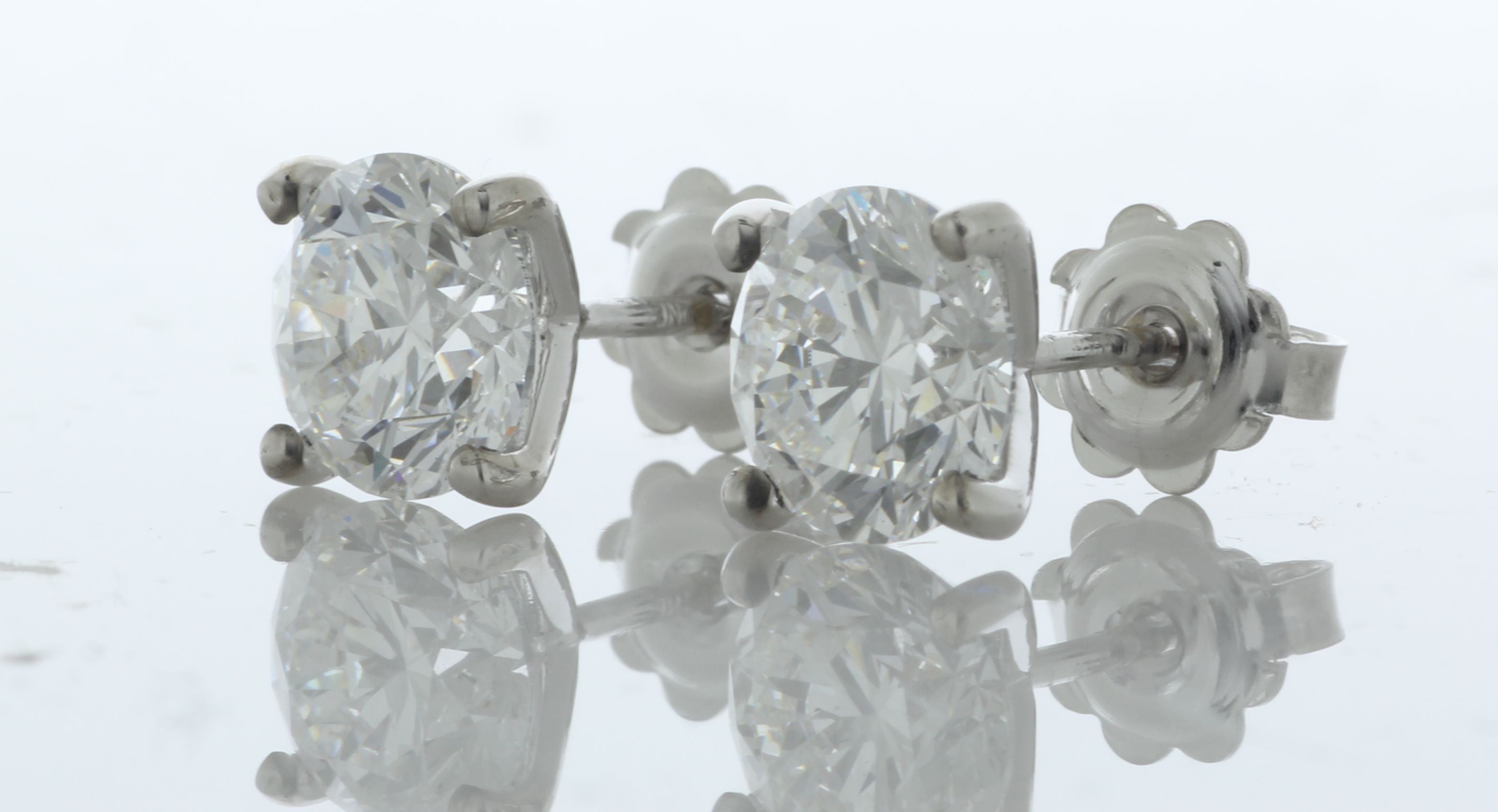 18ct White Gold Lab Grown Diamond Earrings 3.40 Carats - Image 2 of 4