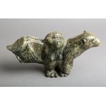 Tunnillie, Tayaraq (geb. 1934), Inuit-Figur "Verwandlung" (Cape Dorset)