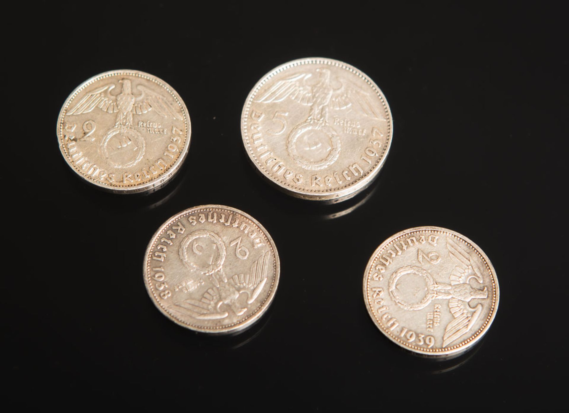 4-teiliges Konvolut von Münzen "Paul von Hindenburg