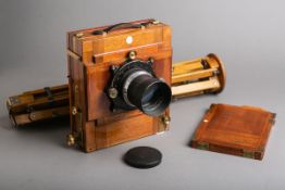 Plattenkamera (Neue Görlitzer Camera-Werke, um 1900)