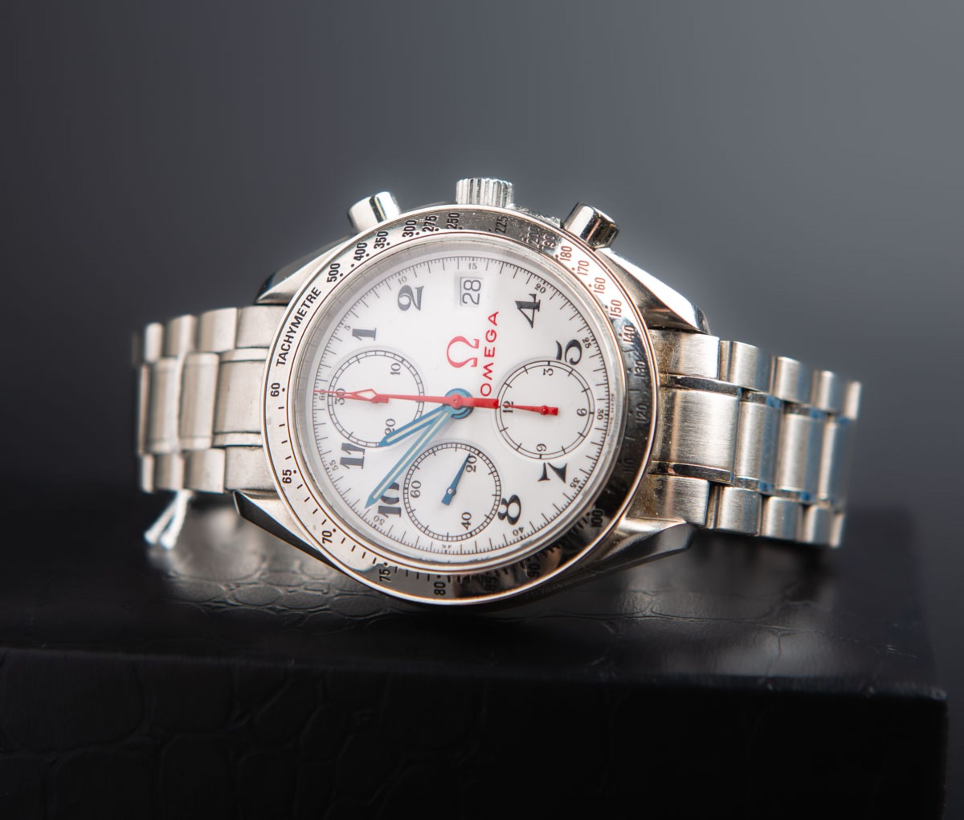 Herrenarmbanduhr "Speedmaster Date Olympic Chronograph" (Omega)