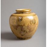 Satsuma Vase (Japan, Alter unbekannt)