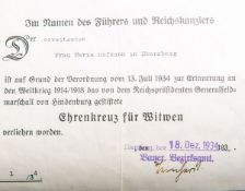 Urkunde über Ehrenkreuz für Witwen (2. WK, 1934)