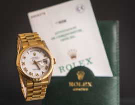 Rolex - Herrenarmbanduhr "Day-Date" 750 GG