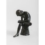 Bronzefigur nach antikem Vorbild "Dornenzieher"