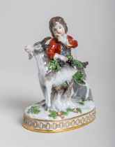 Porzellanfigurine "Junge mit Ziegenbock" (Meissen, 19. Jh.)