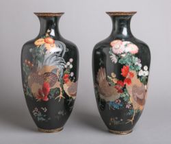 Paar Cloisonné-Vasen (Japan, wohl Meiji-Zeit)