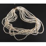 2-strängige Perlenkette (China), Verschluss 585 tricolor