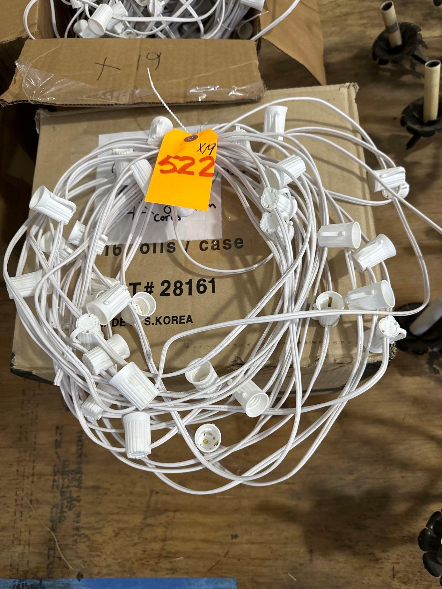 C-9 White Bulb Wire