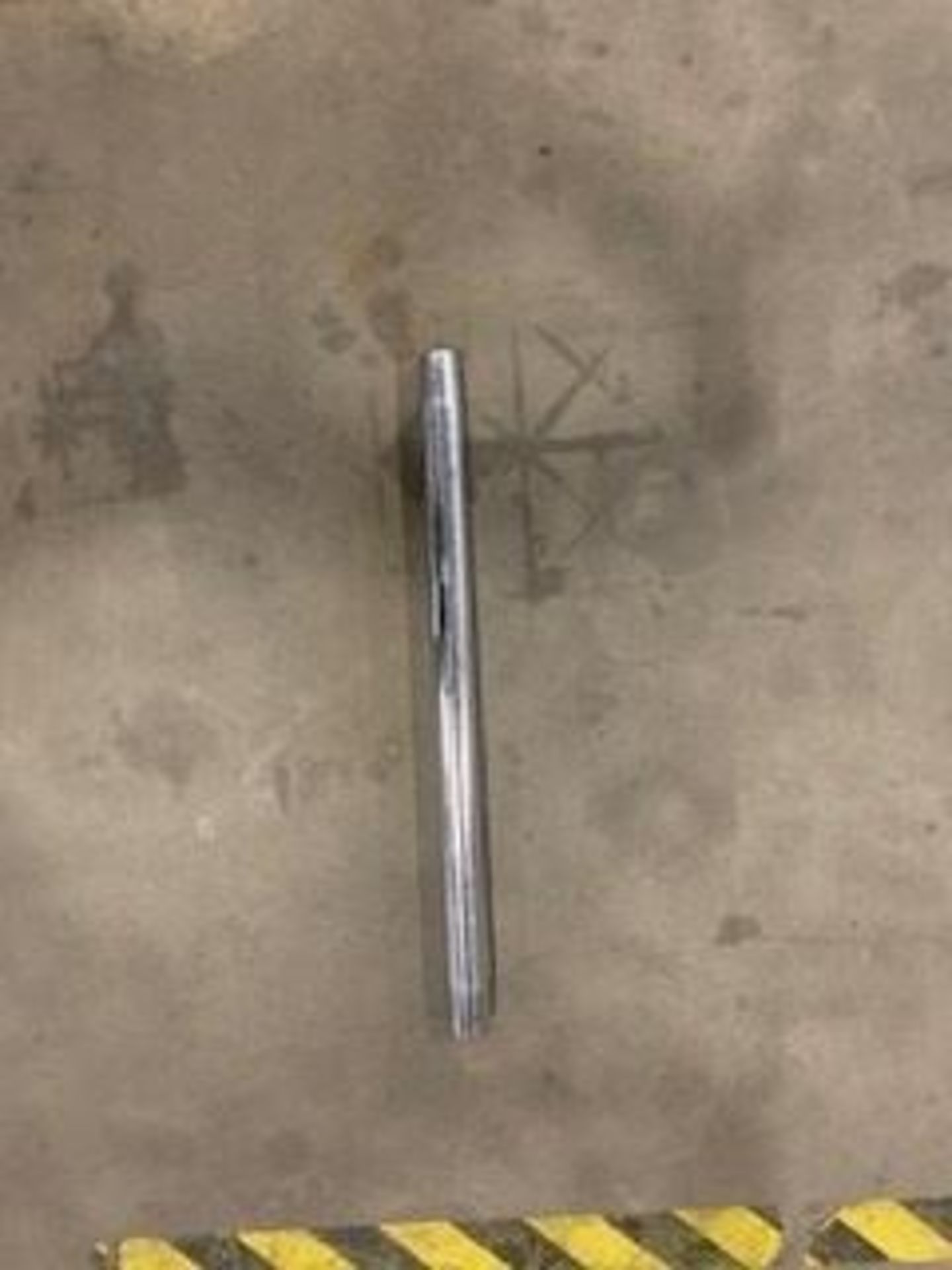 27 INCH TABLE POST 1.5"-2" COUPLER