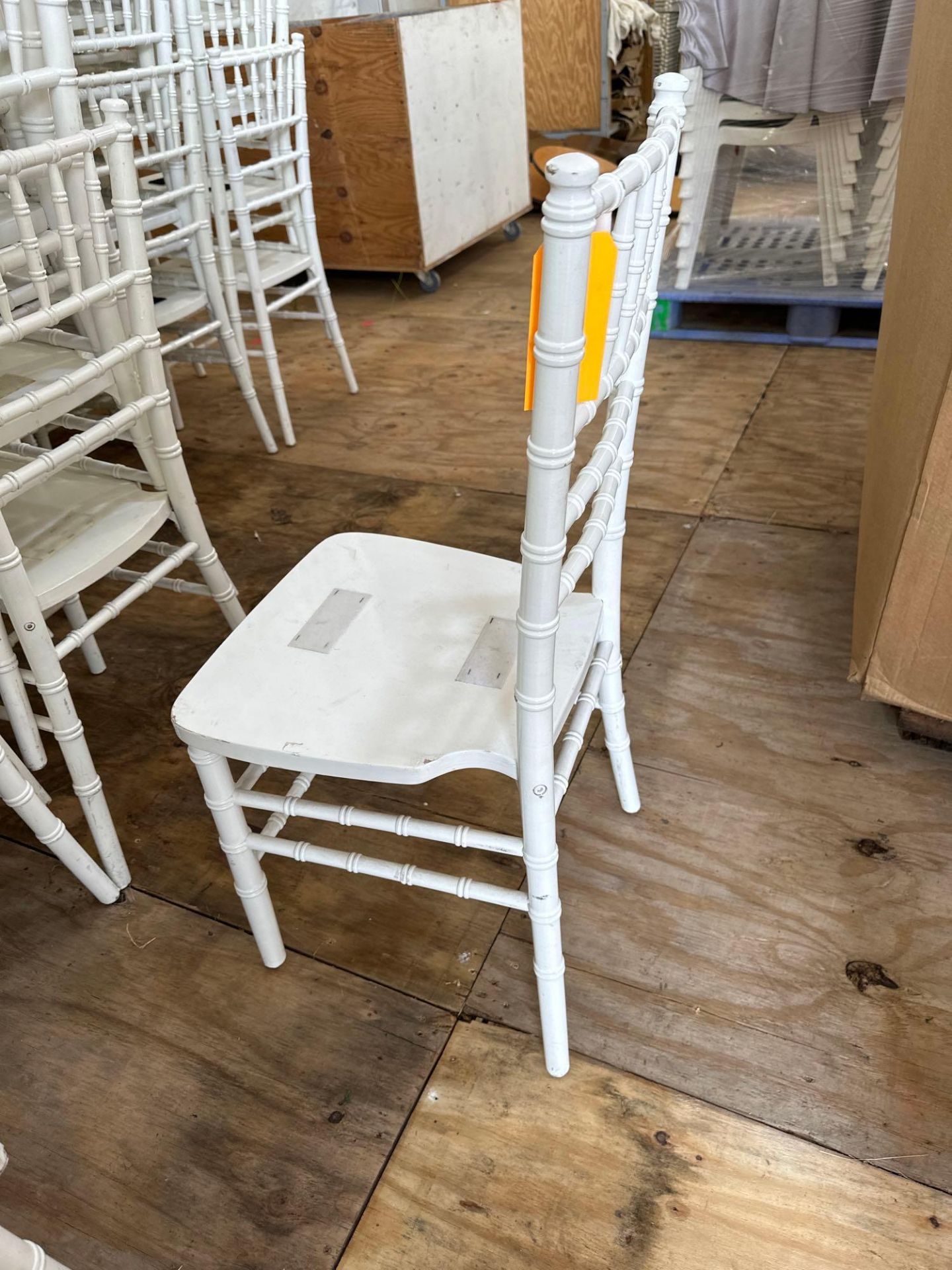 White Wood Chiavari no pad - Image 3 of 5