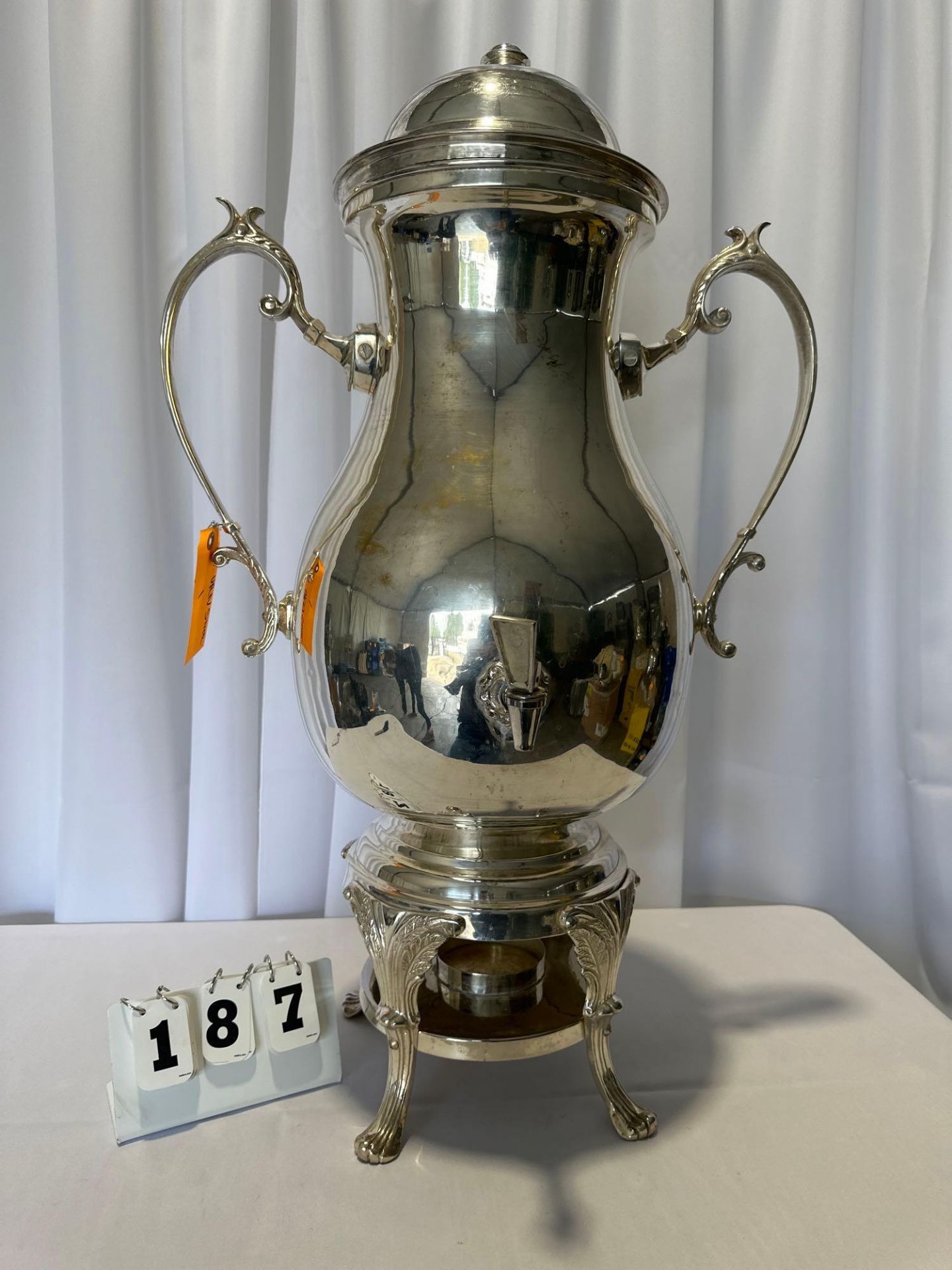 100 Cup Silver Urn w/wooden crate