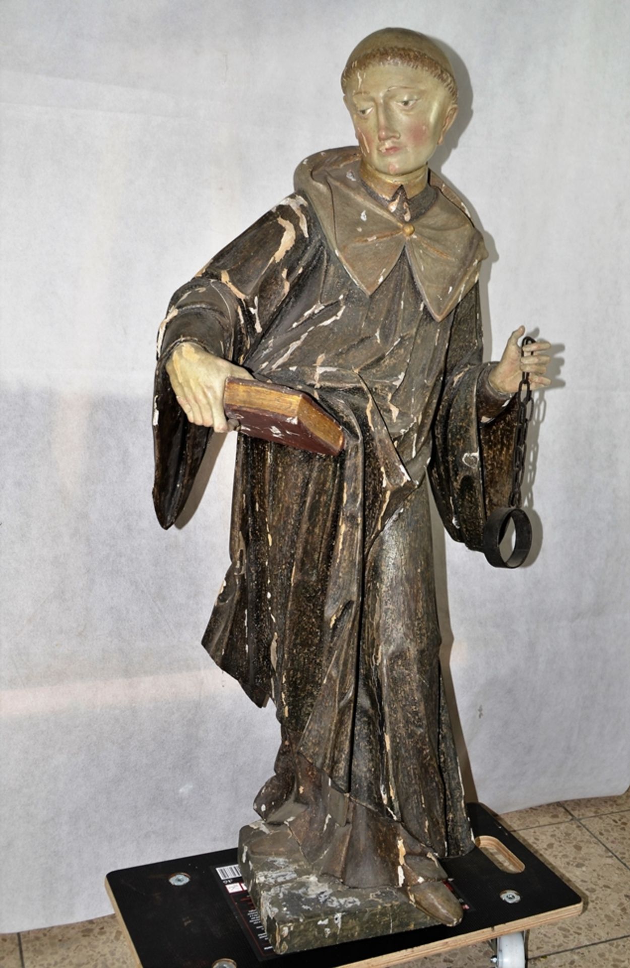 Hl. Leonhard große Schnitzfigur Kirchenfigur um 1780 ca. 108 cm - Bild 2 aus 3