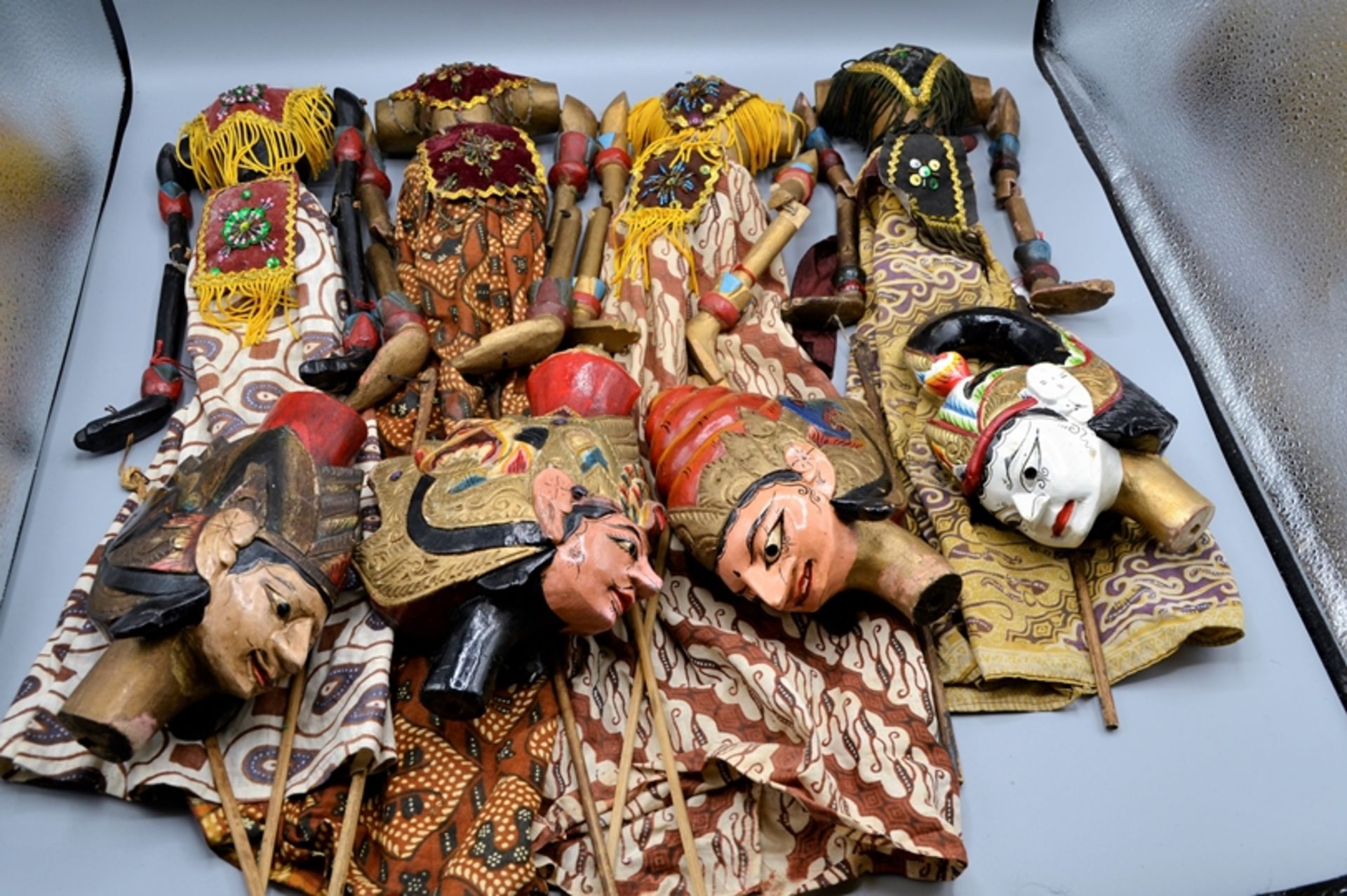 Indonesische Marionetten Stabpuppen Wayang Golek 4 St., zerlegt - Bild 2 aus 5