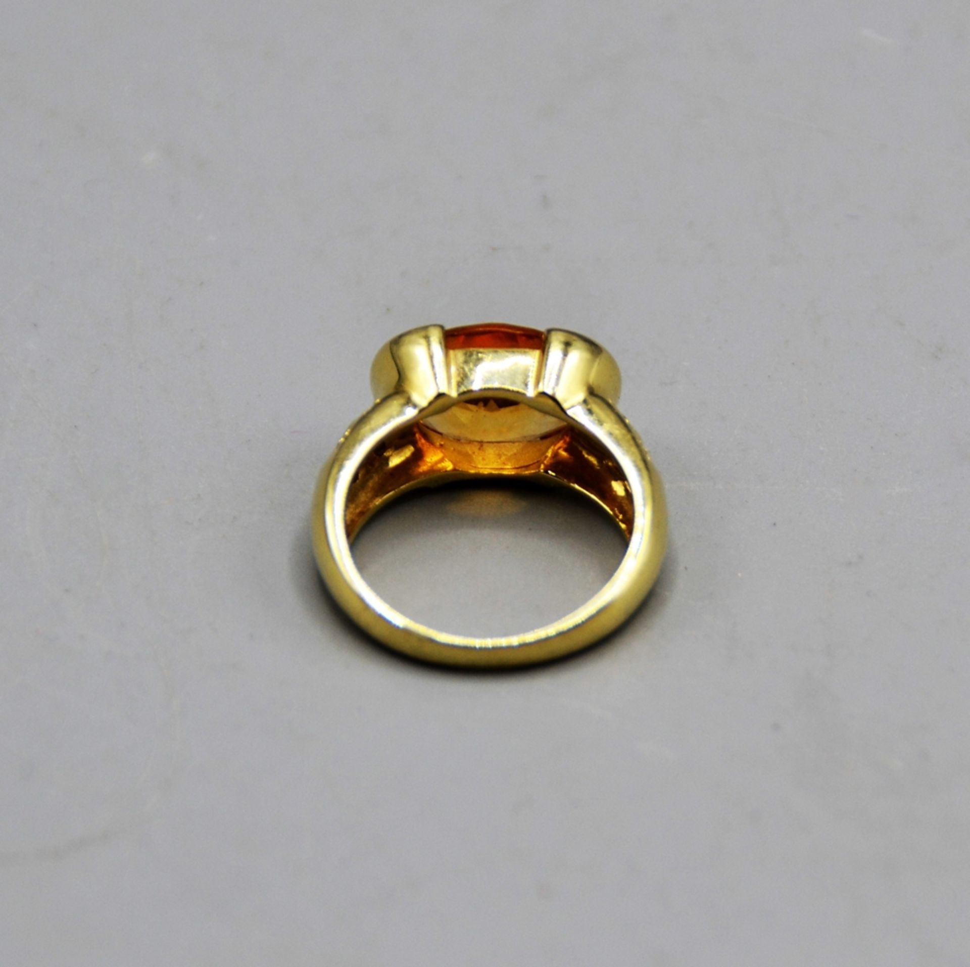 Citrin Goldring 585 mit 8 kl. Diamanten, Citrin ca. 11,6 x 9,7 mm, Ø 17 mm, 7 g - Image 3 of 3