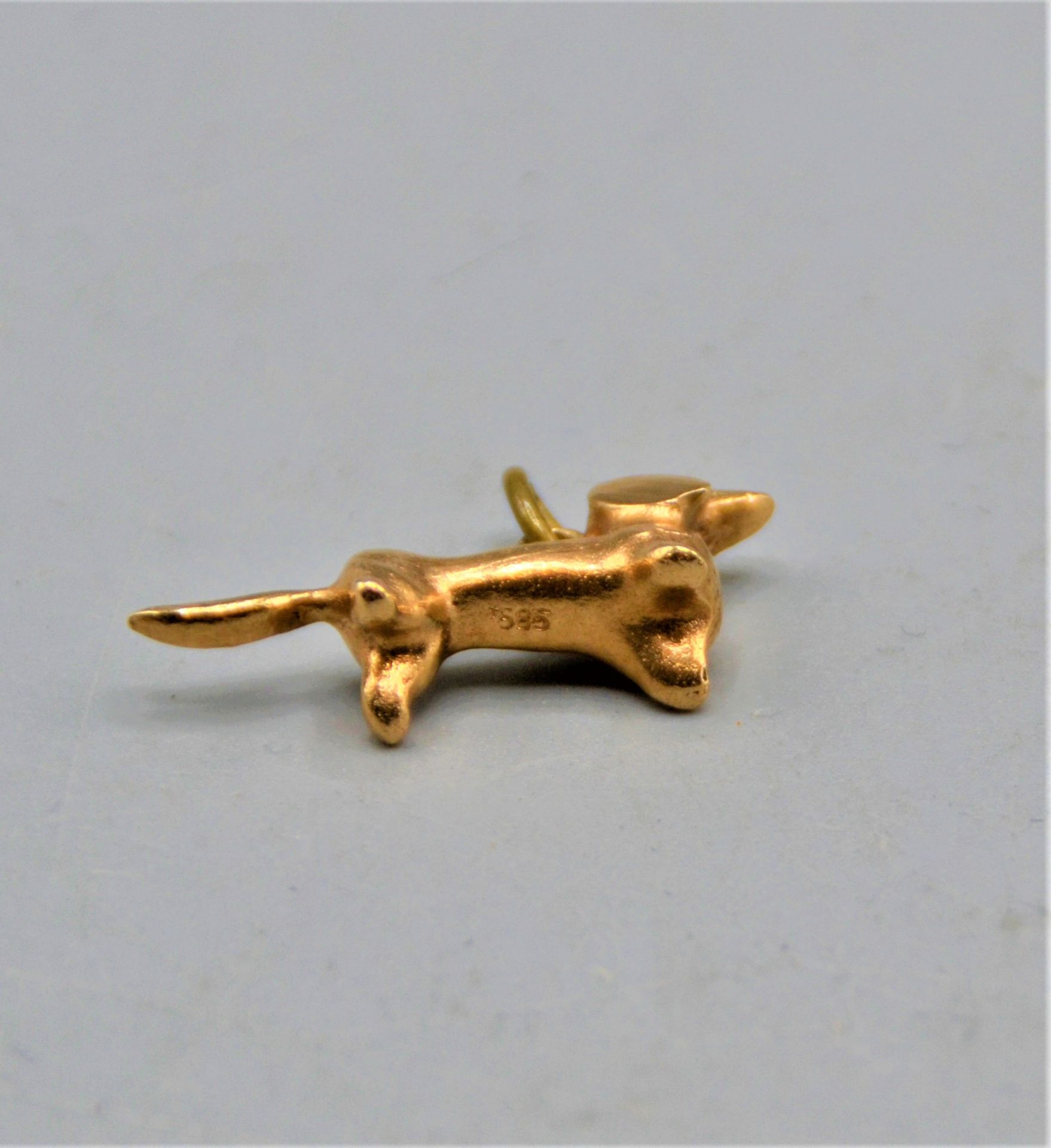 Anhänger Dackel Gold 585 im Stile des Olympiade Dackels 1972 München, Öse unedel, ca. 2,5 cm, 3,8 g - Image 2 of 2