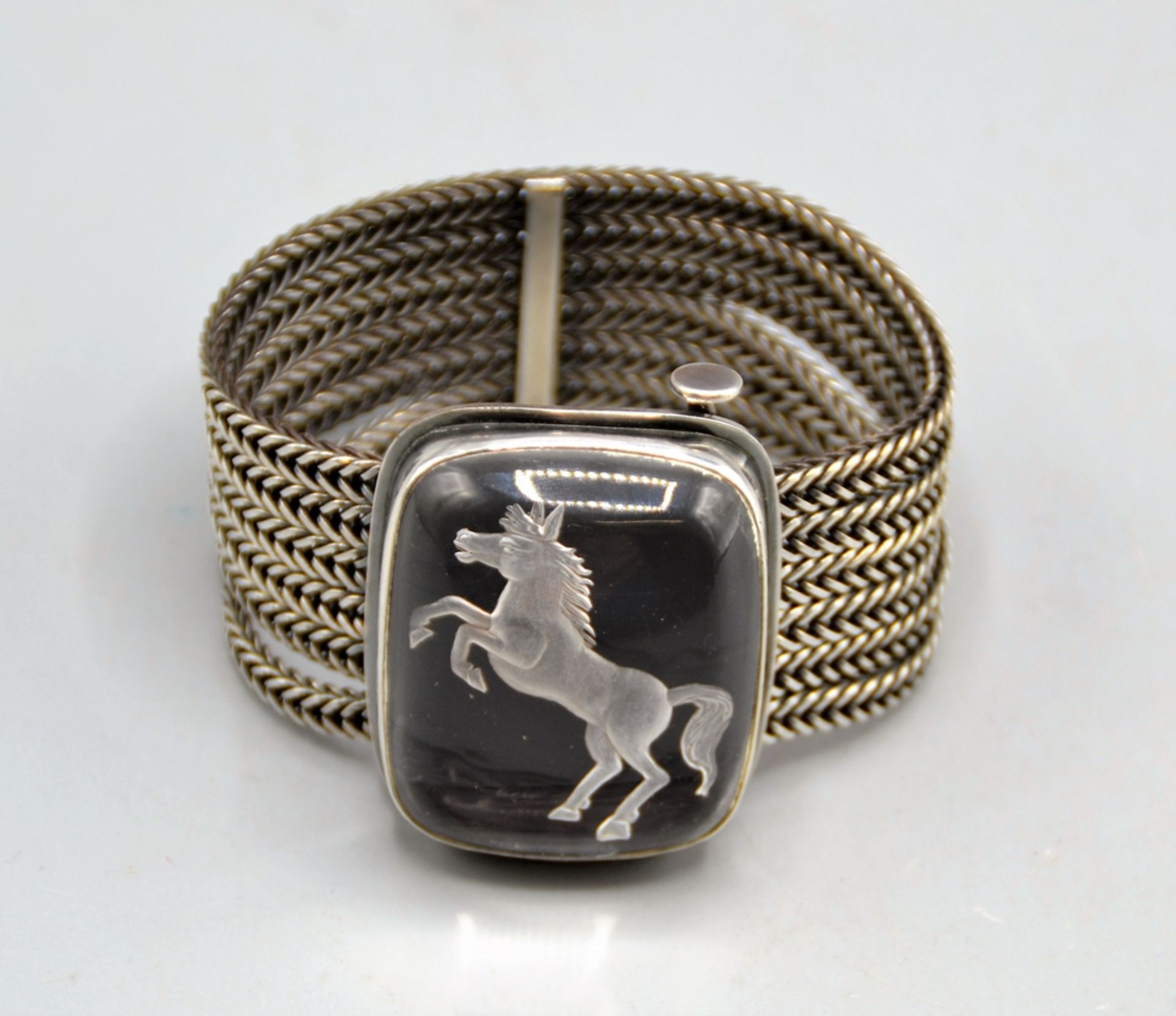 Silber 835 Armband Pferd Hengst, 6-reihig, in Glas geschnittener Hengst ca. 4,4 x 3,5 cm, Breite Ar