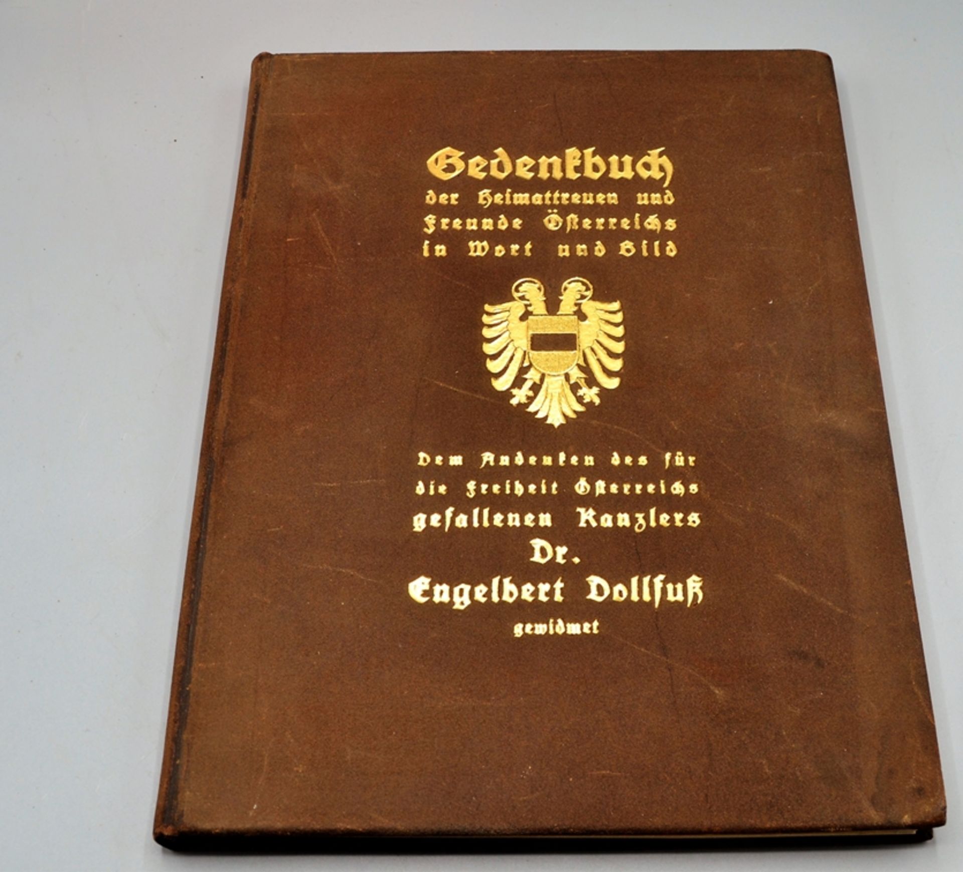 Bücher Konvolut Österreich Tirol WKI etc. 3-teilig, darunter Gedenkbuch der Heimattreuen und Freund - Image 3 of 4