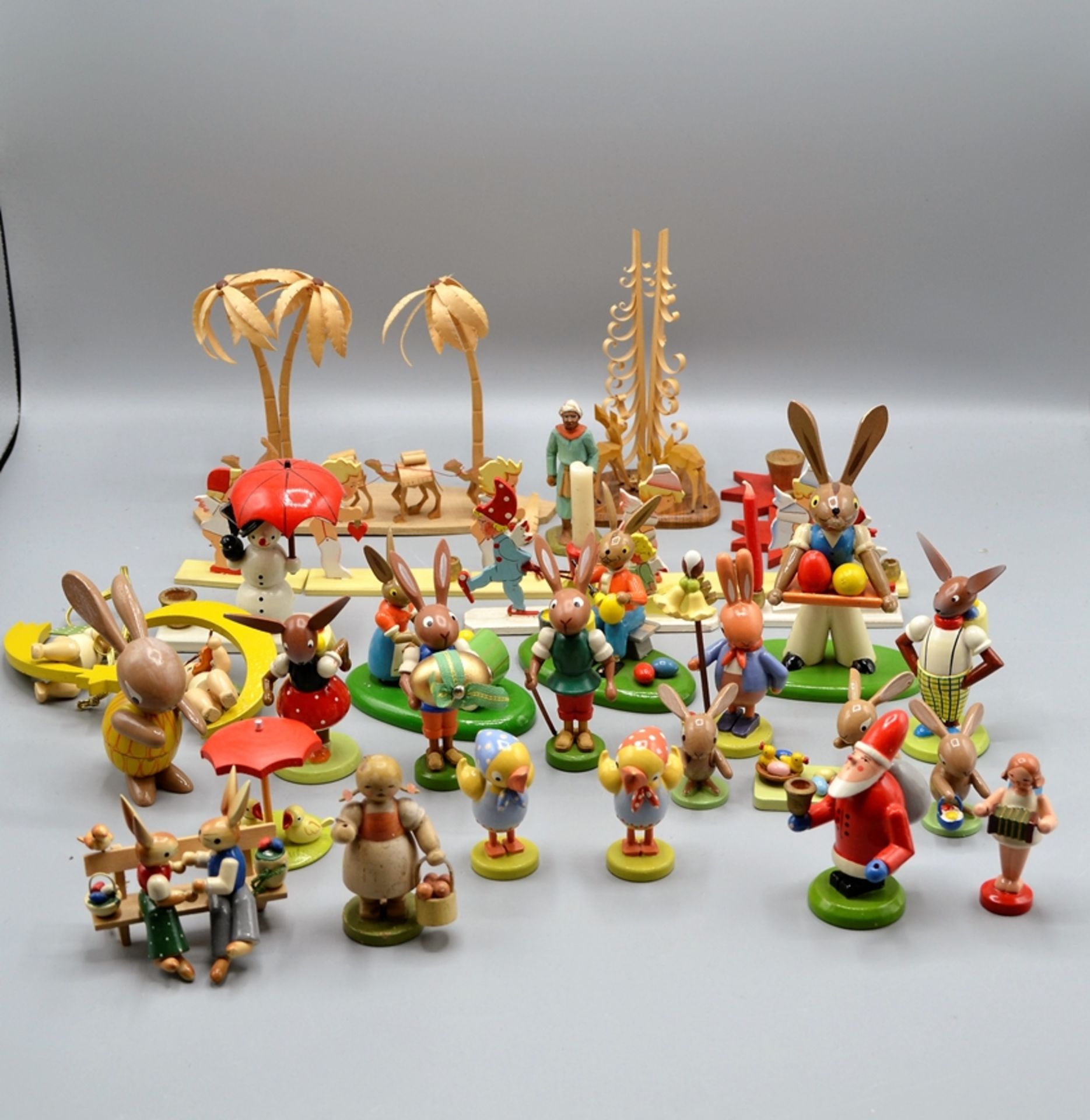 Figuren Erzgebirge Ostern Osterhase Engel etc. ca. 30 Figuren 20 Jh., Holz gedrechselt geschnitzt, 