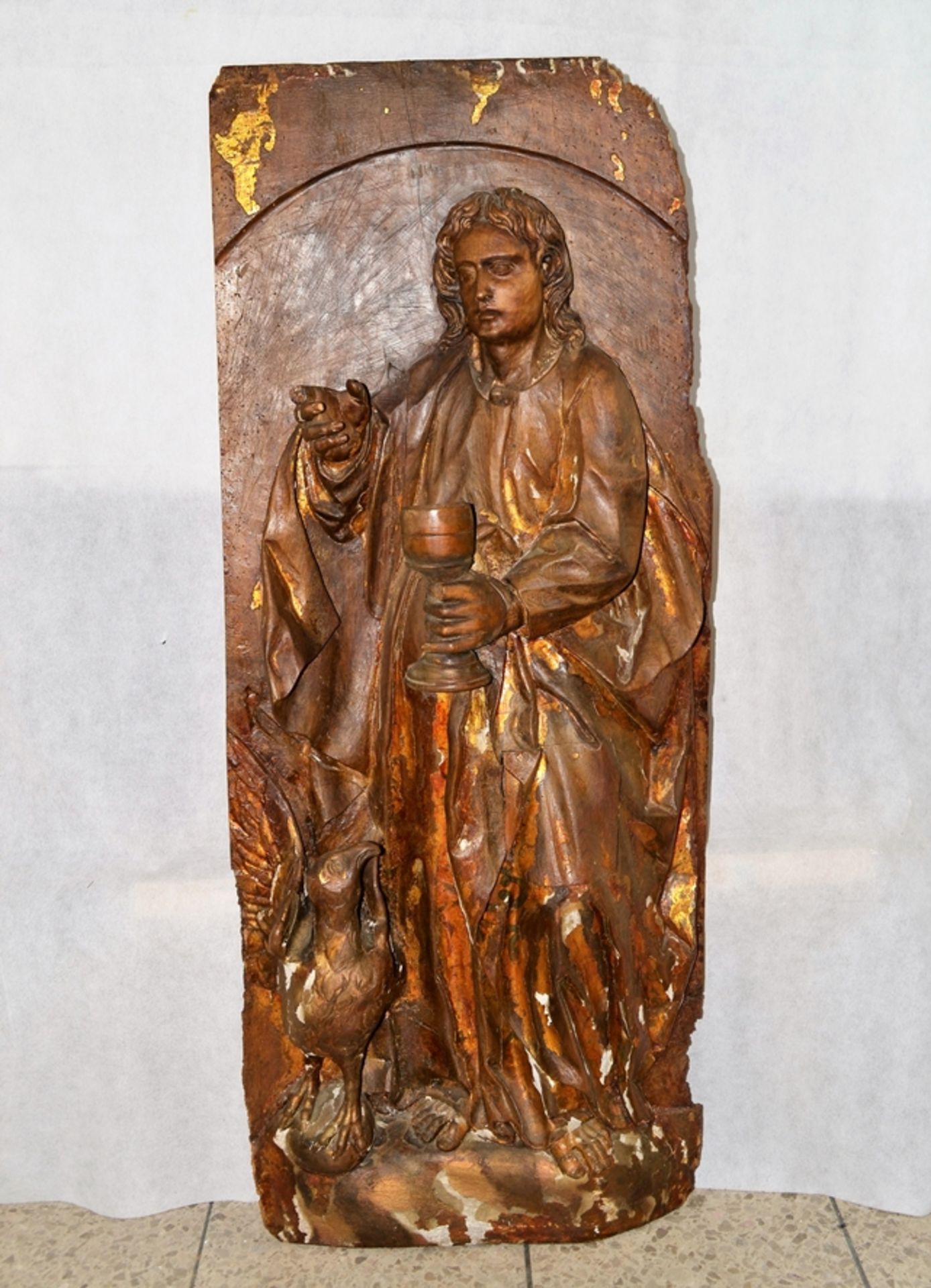 Hl. Johannes Evangelist Schnitzrelief Schnitzfigur um 1750 ca. 107 x 43 cm - Bild 2 aus 2