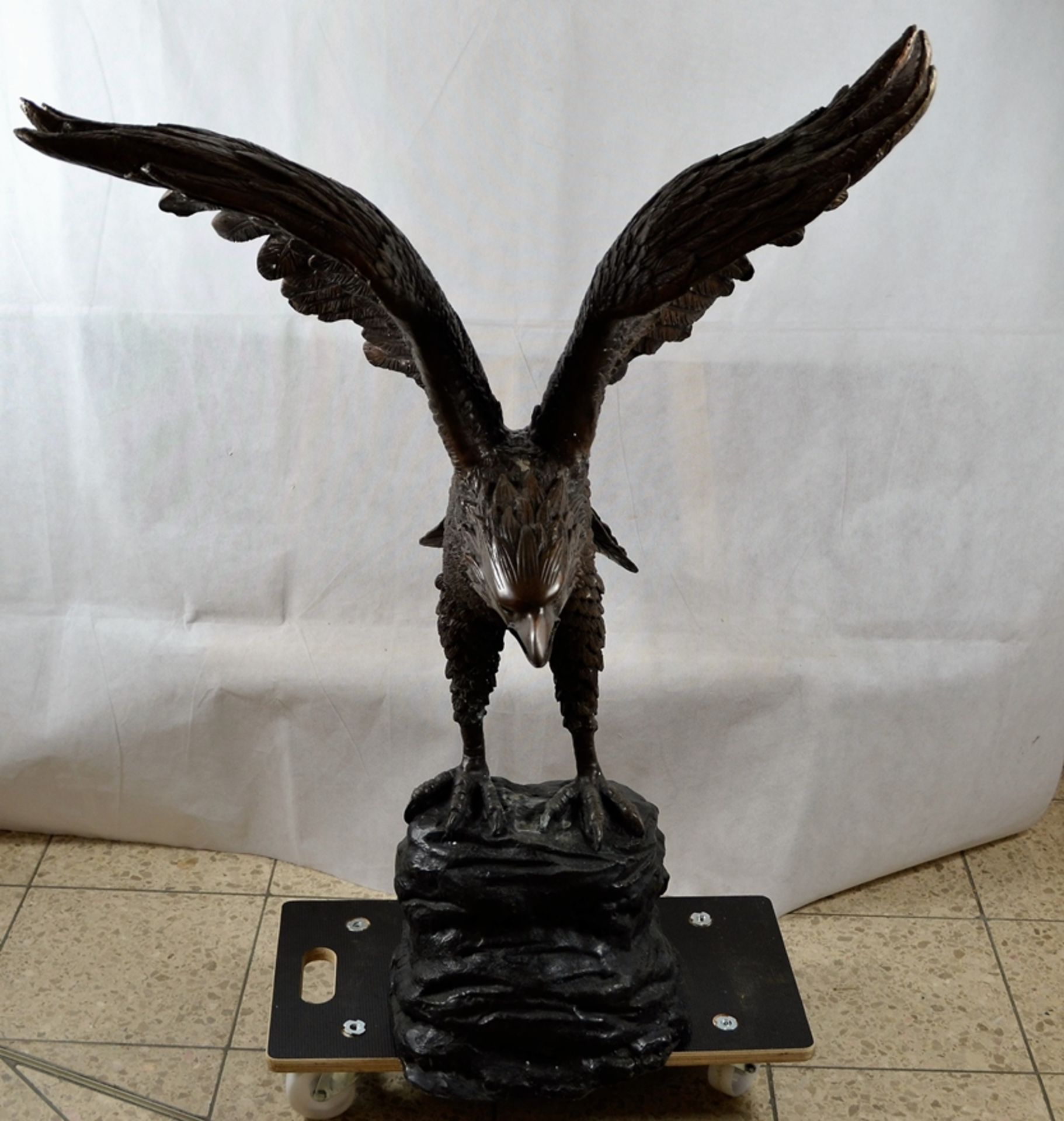 Brunnenfigur Bronzefigur Adler groß 20 Jhdt., große schwere Adler Bronzeskulptur Brunnenfigur (inne - Image 2 of 11