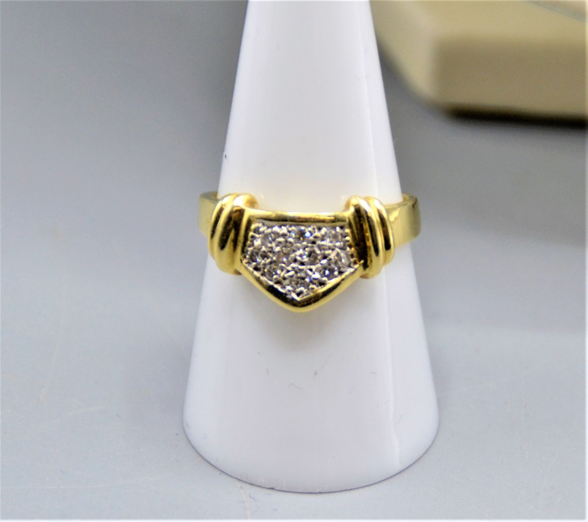 Schmuckset Collier Ring Gold 585 mit kleinen Diamanten, Collier ca. 41,5 cm 16,2 g, Ring Ø ca. 18 m - Bild 3 aus 4